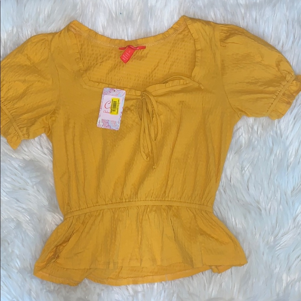 Yellow top - Picture 2 of 3